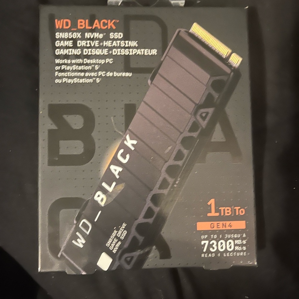 WD Black SN850X 1TB NVMe SSD with Heatsink